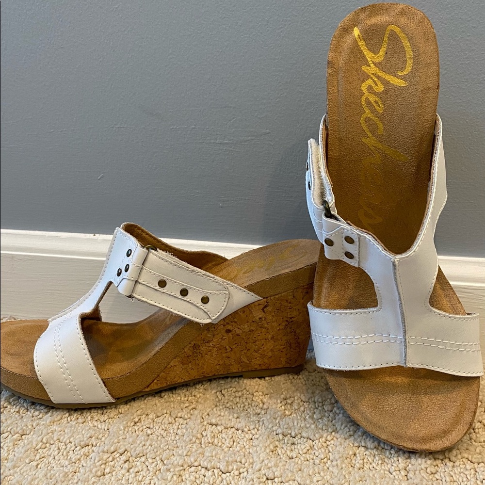 Skechers - New White Leather Wedges